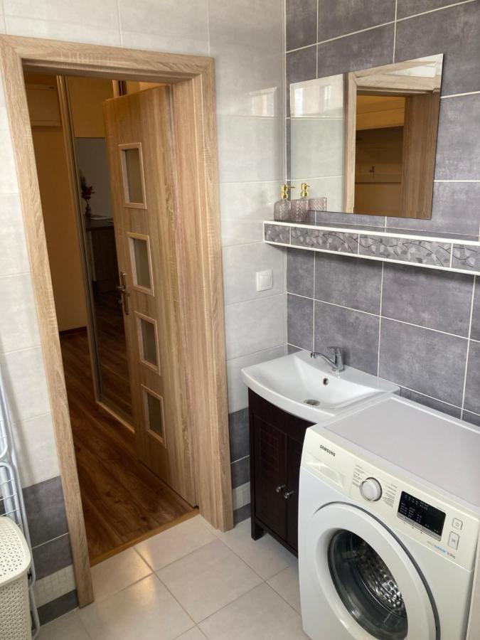 2 Rooms Apartment In ミハロフツェ エクステリア 写真