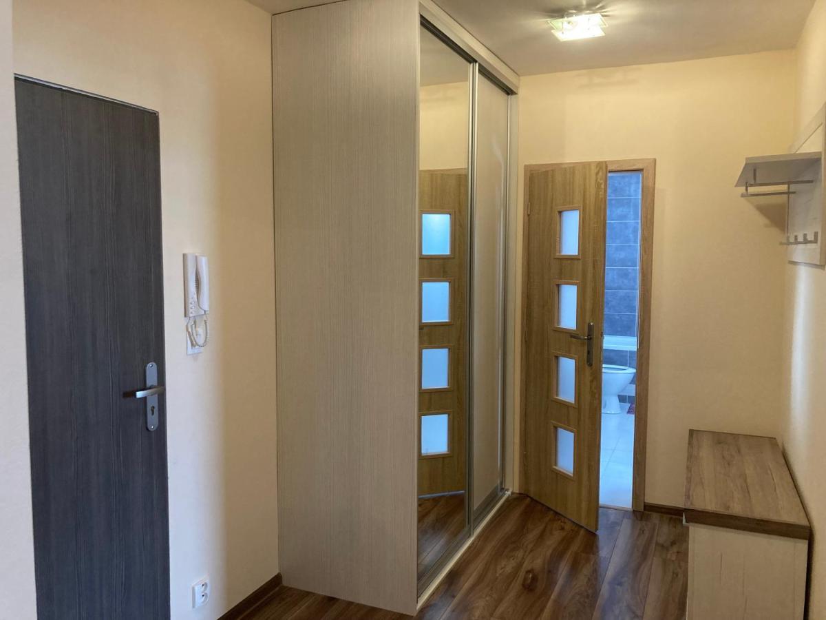 2 Rooms Apartment In ミハロフツェ エクステリア 写真